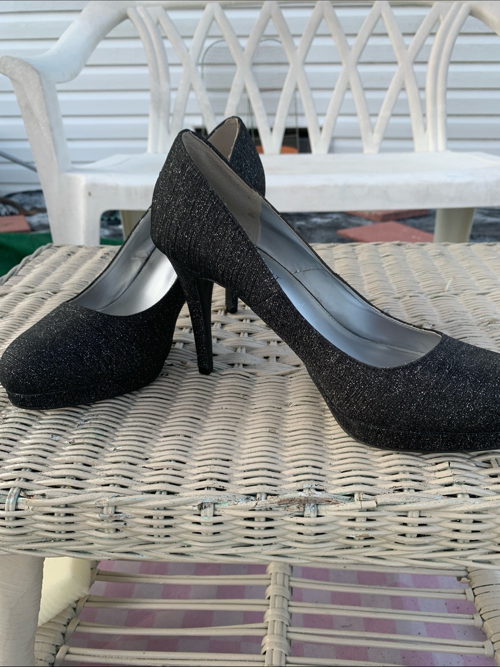FIONI Clothing Black Glitter Stiletto Pumps